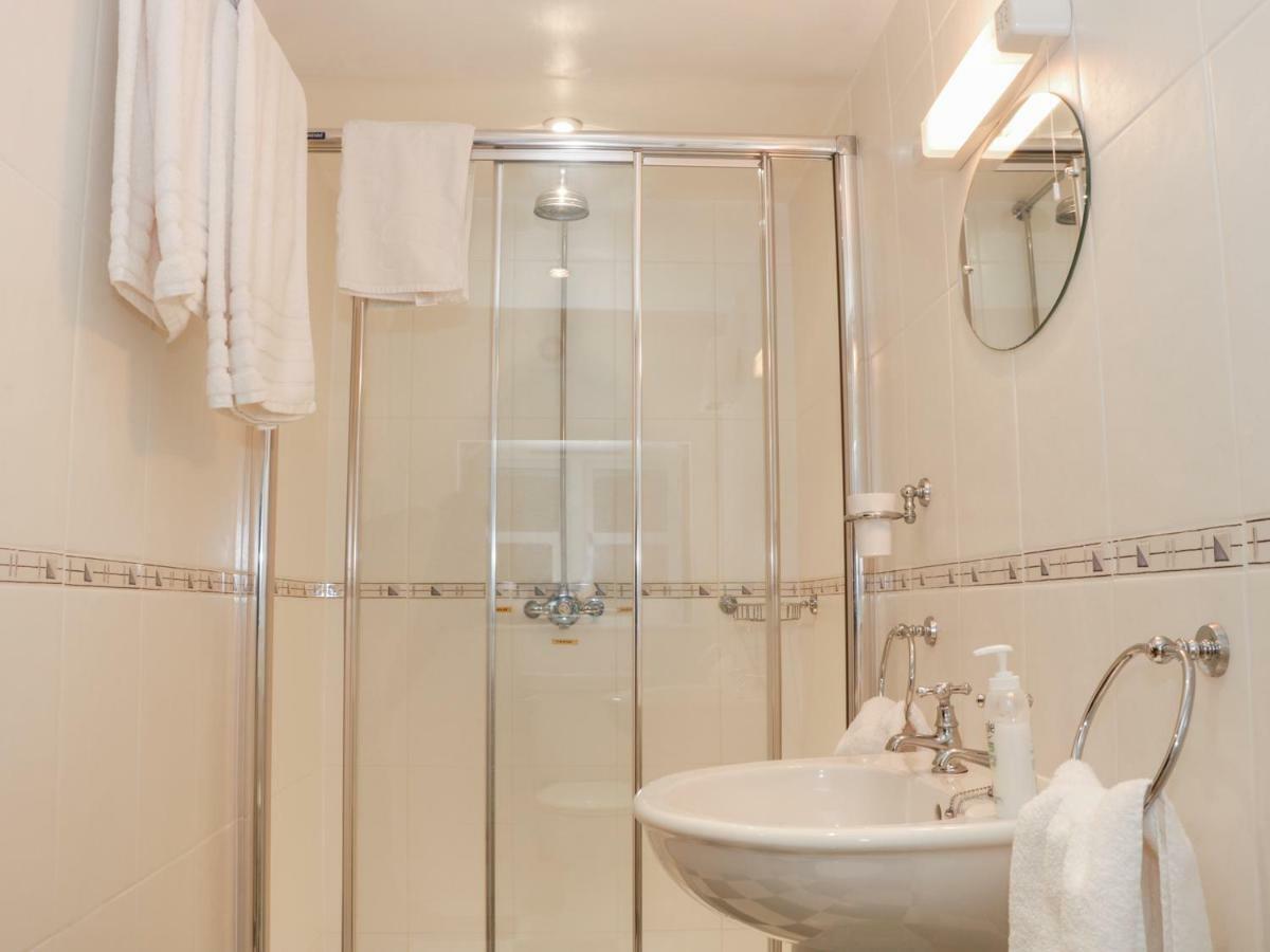 Wash House Cottage Муч-Уэнлок Экстерьер фото