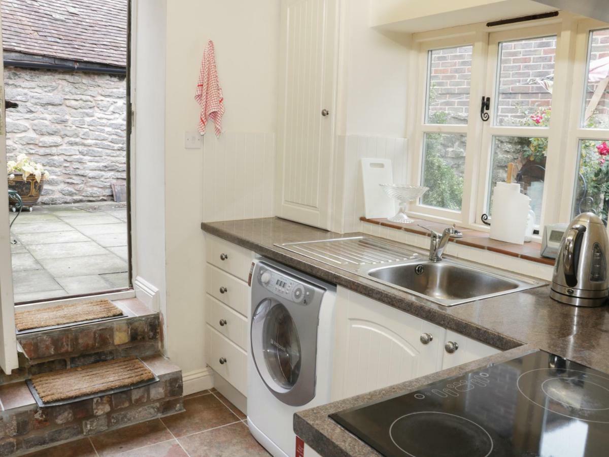 Wash House Cottage Муч-Уэнлок Экстерьер фото