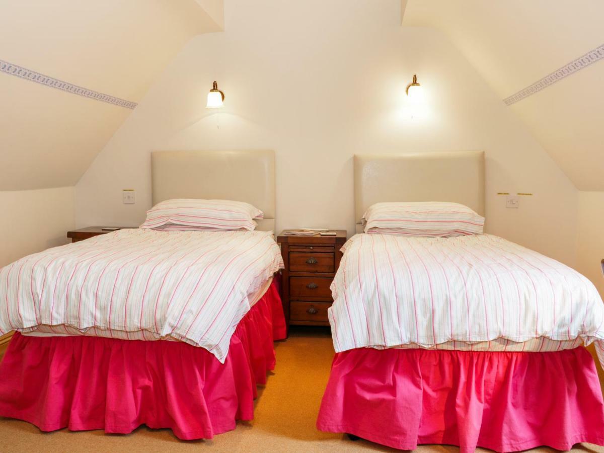 Wash House Cottage Муч-Уэнлок Экстерьер фото
